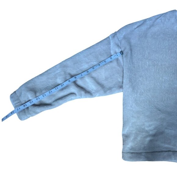 H&M Beige Fluffy Long Sleeve Pajama Top Women Size Medium - Picture 8 of 9